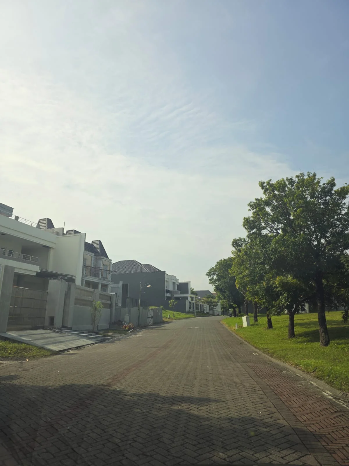 Dijual Kavling Prestisius di Teluk Golf Citraland Surabaya Barat - Thumbnail 2
