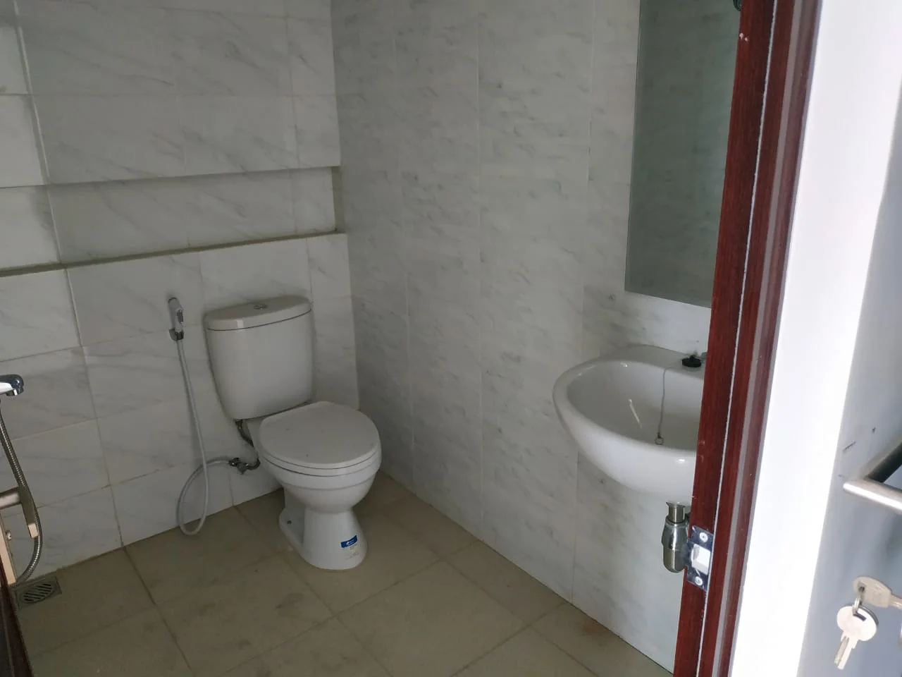 Jual Rumah Baru Murah 2 Lantai Semi Furnish di Mulyosari Prima Utara Surabaya - Thumbnail 2