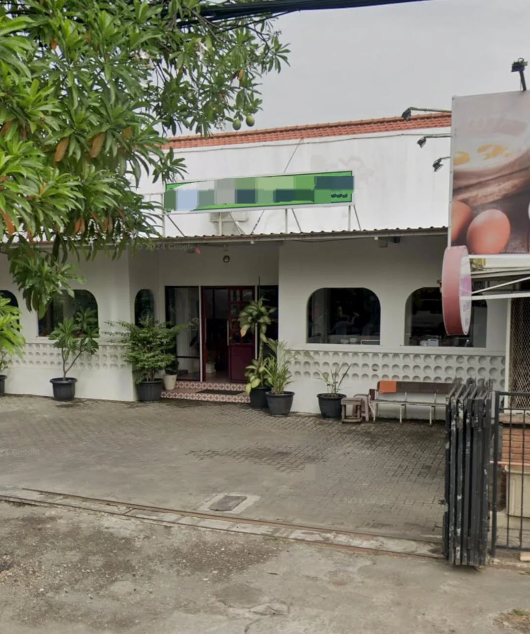 Disewakan Rumah Usaha di Raya Pucang Anom Lokasi Komersial Strategis Surabaya Timur - Image 1