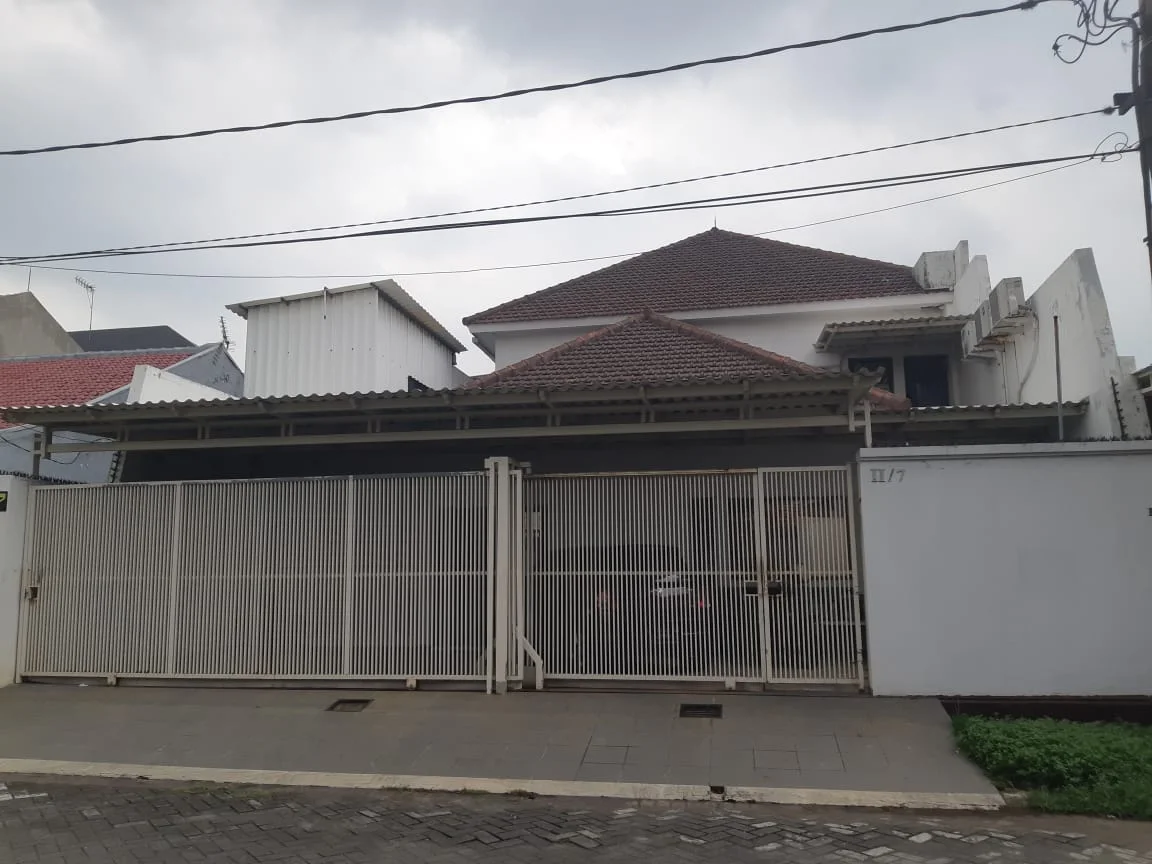 Dijual-Rumah-Strategis-Siap-Huni-Lokasi-di-Manyar-Tirtomoyo-Surabaya-Timur