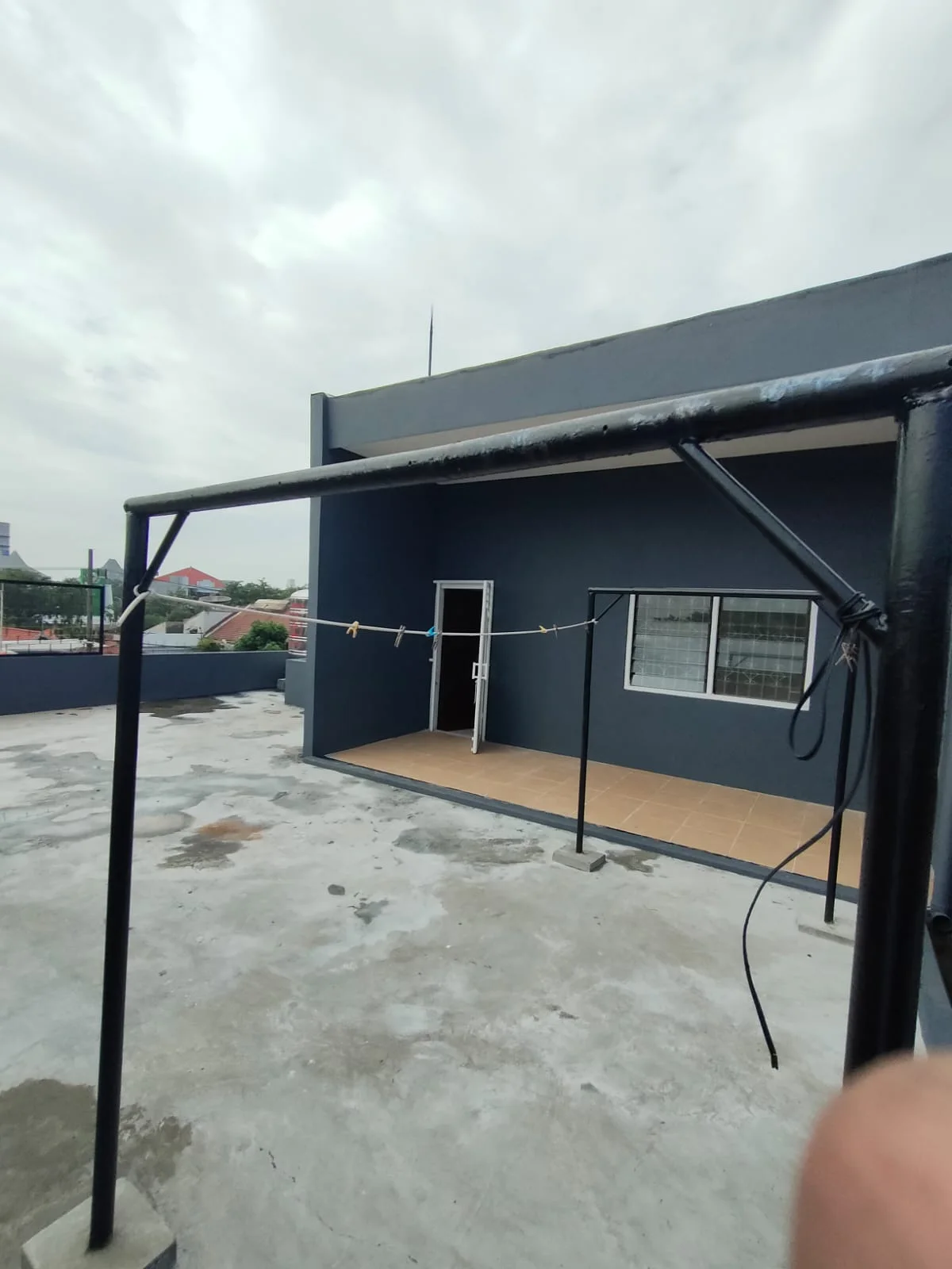 Jual/Sewa Rumah 2,5 Lantai Murah Strategis di Ngagel Jaya Tengah Surabaya Timur - Thumbnail 3