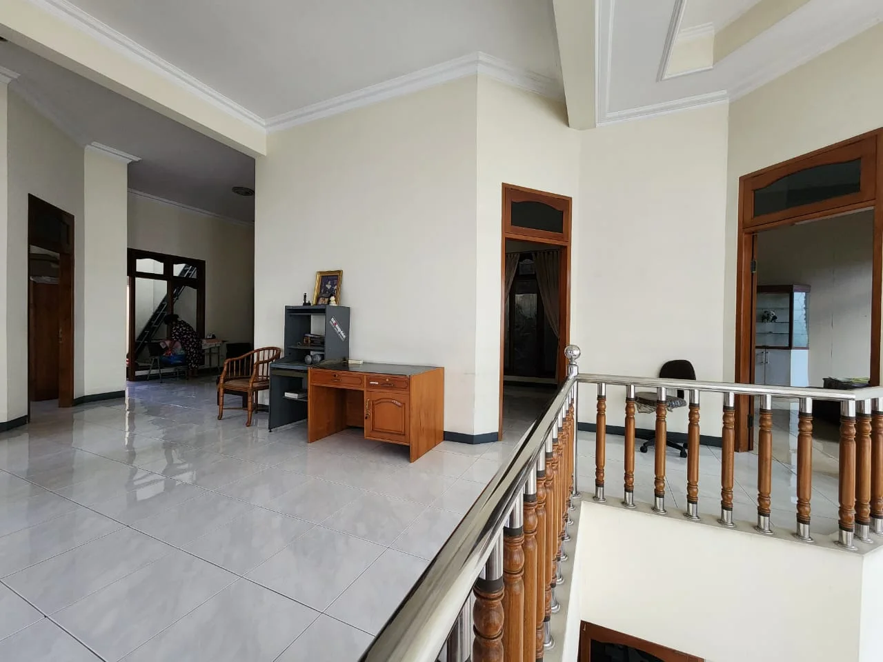 Jual Rumah Mewah 2 Lantai Halimun Dekat Embong Malang Lokasi Strategis di Surabaya Pusat - Thumbnail 3