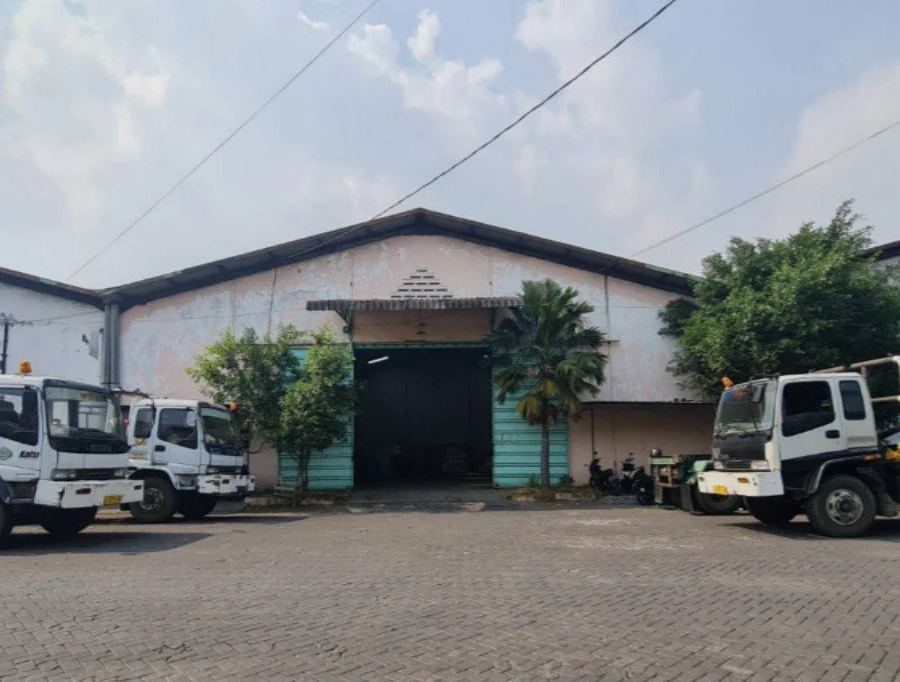 Lelang-Murah-Gudang-Angtropolis-di-Margomulyo-Surabaya-Barat