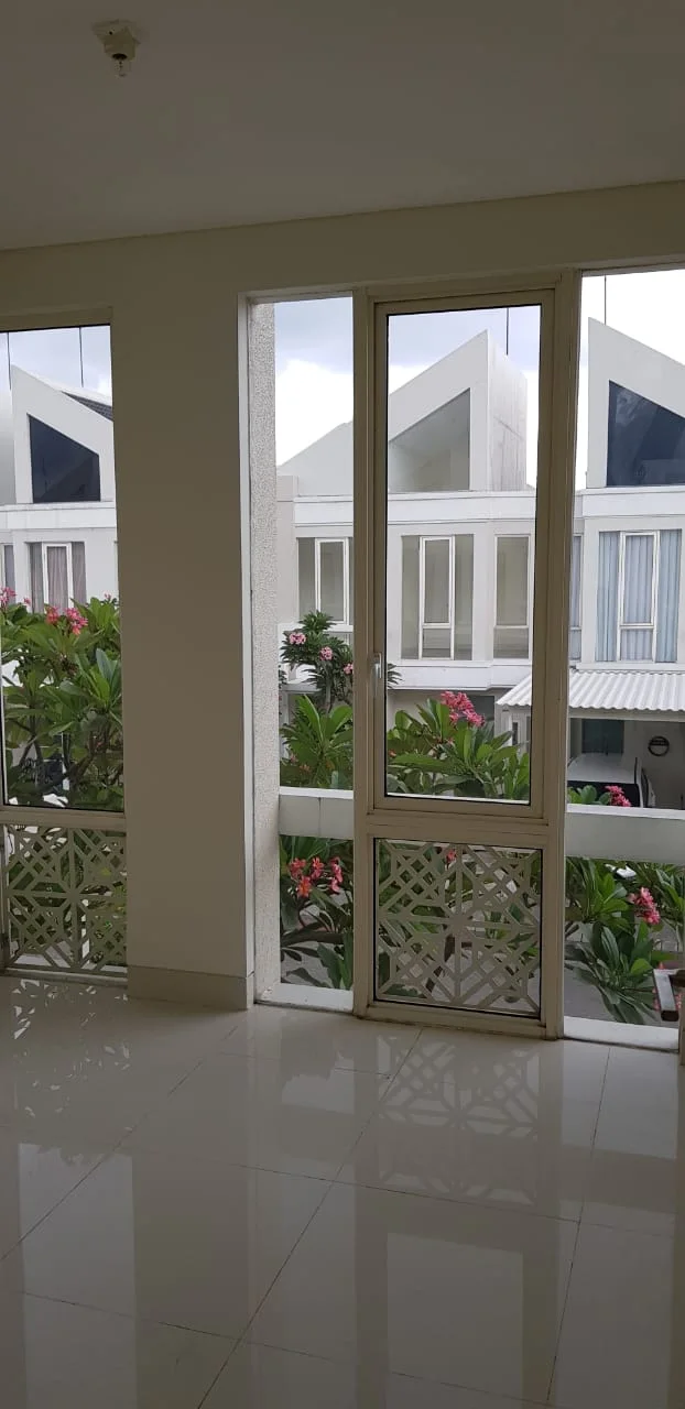 Dijual-Rumah-Siap-Huni-di-Grand-Pakuwon-Cluster-Adelaide-Surabaya-Barat