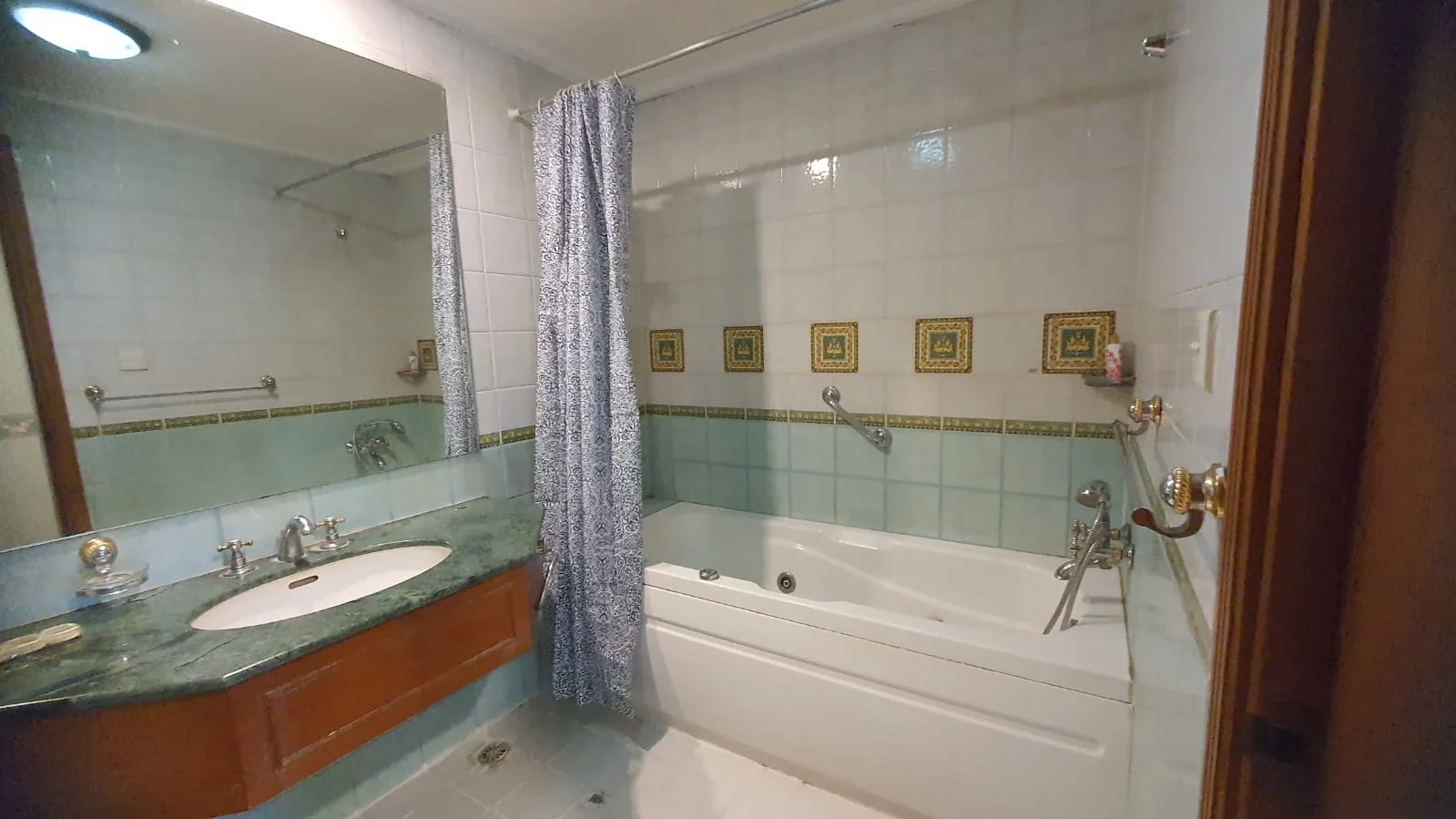 Disewakan-Apartemen-Kondominium-Regency-Sheraton-Surabaya-1