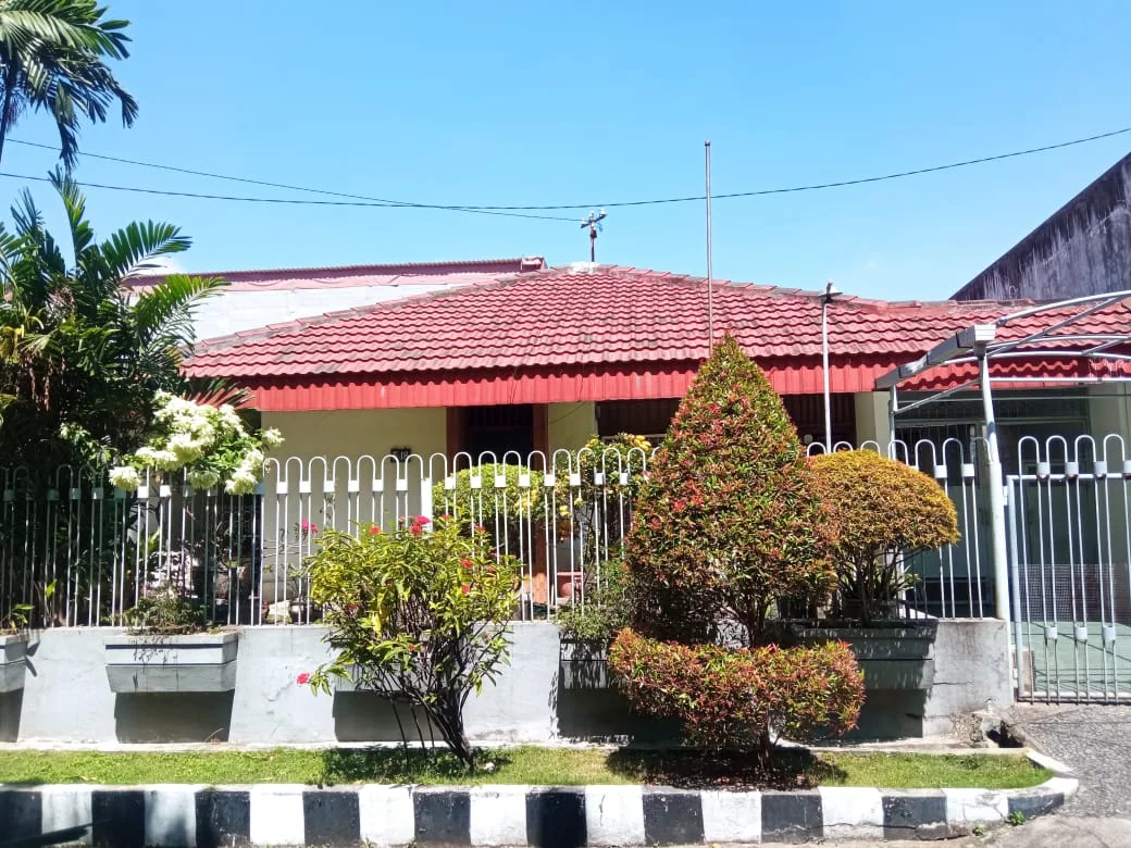 Jual-Rumah-1-Lantai-di-Kris-Kencana-Sari-Siap-Huni-Lokasi-Strategis-Surabaya-Barat