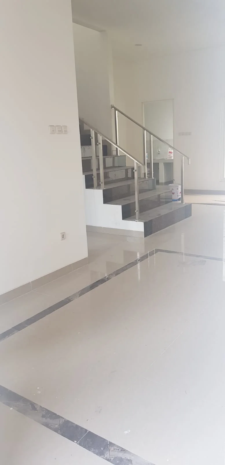 Dijual-atau-Disewa-Rumah-Strategis-di-International-Village-Citraland-Surabaya-Barat