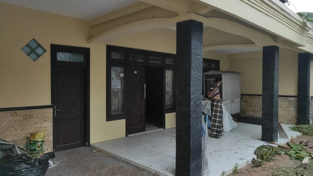 Jual Rumah Strategis di Jalan Ikan Sumbal Perak Barat Surabaya Utara - Thumbnail 4