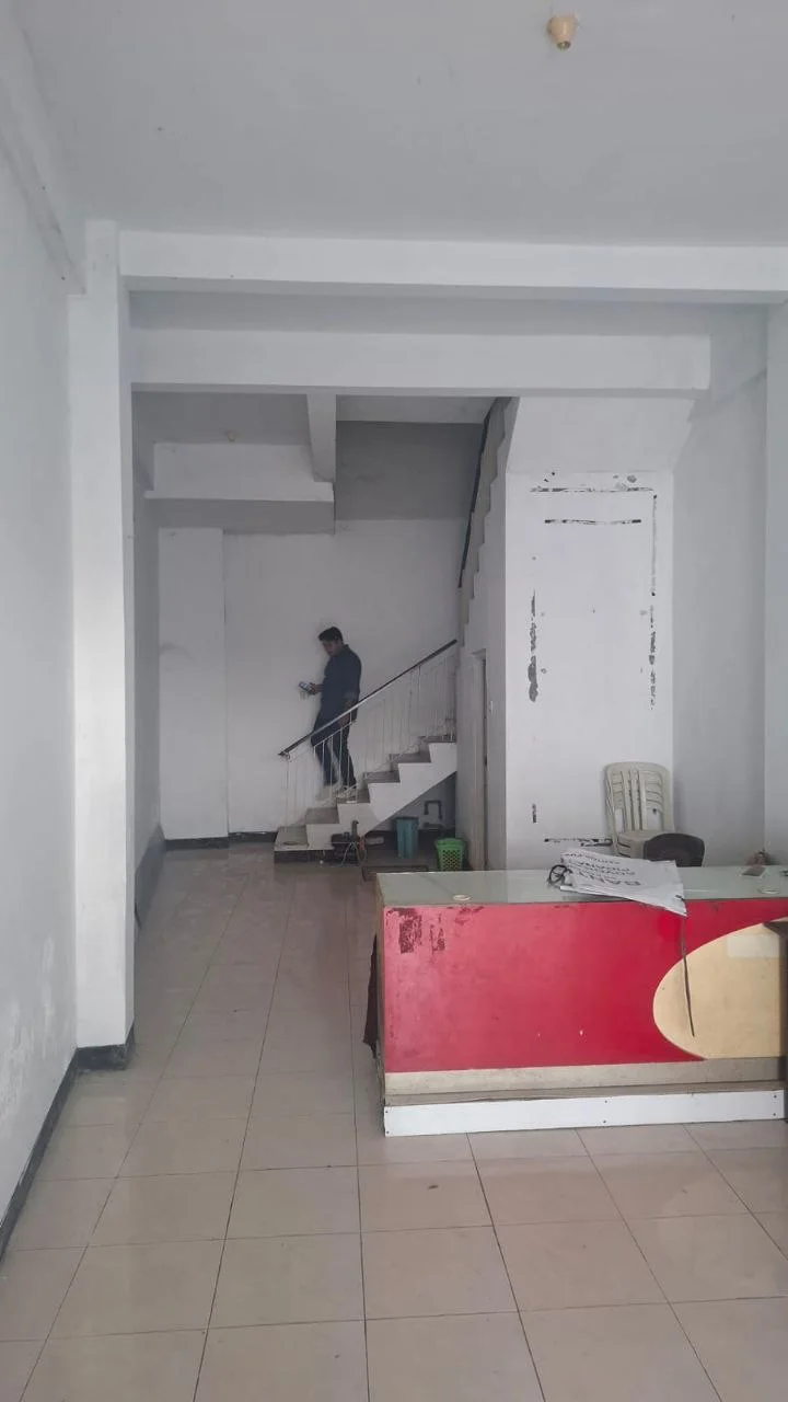 Dijual Ruko Strategis di Kawasan Este Square Merr Surabaya Timur - Thumbnail 4