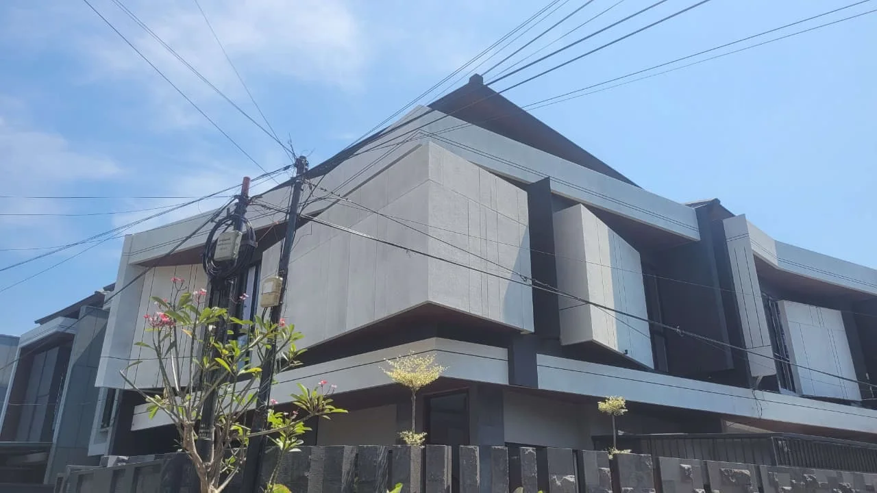 Jual-Rumah-Baru-Minimalis-Mewah-di-Manyar-Indah-Lokasi-Strategis-Surabaya-Timur