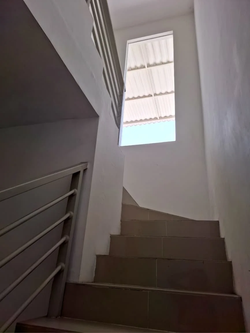 DiJual Rumah Baru Semi Furnish di De Casa Residence, Surabaya Barat - Thumbnail 4