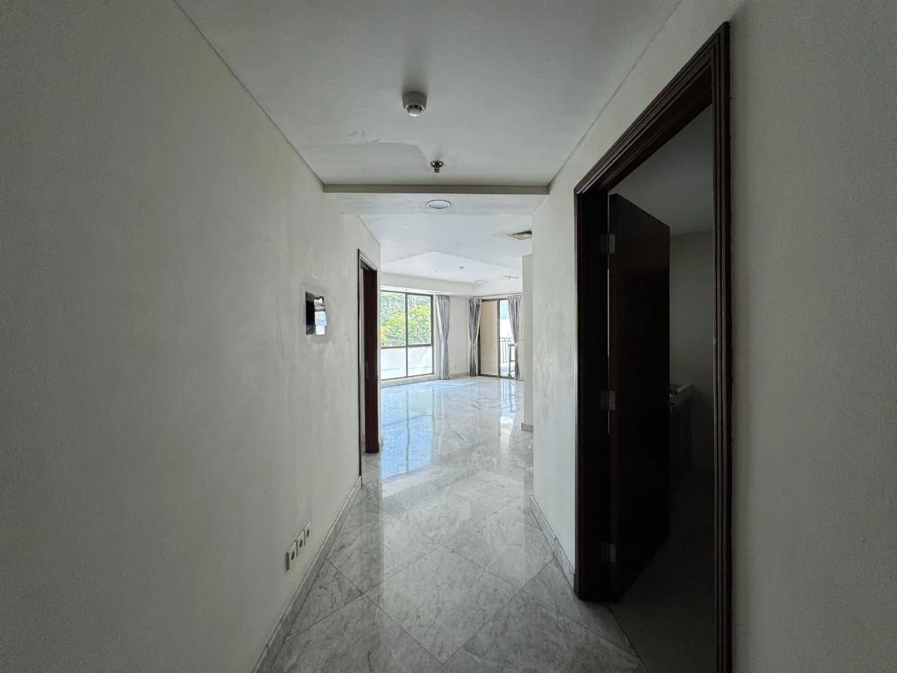 Disewakan-Kondominium-Regensi-di-Samping-Sheraton-Tp3-Surabaya-Pusat