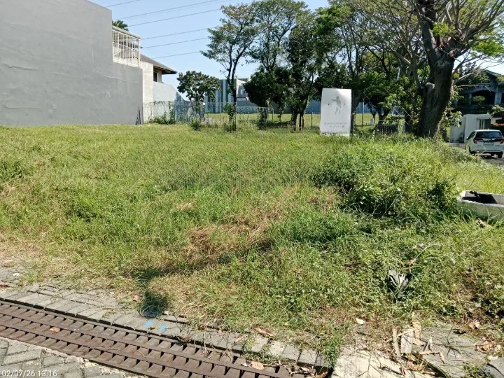 Dijual Tanah Kavling Luas 370m² Eksklusif Lokasi Premium di Citraland International Village Surabaya Barat - Image 1