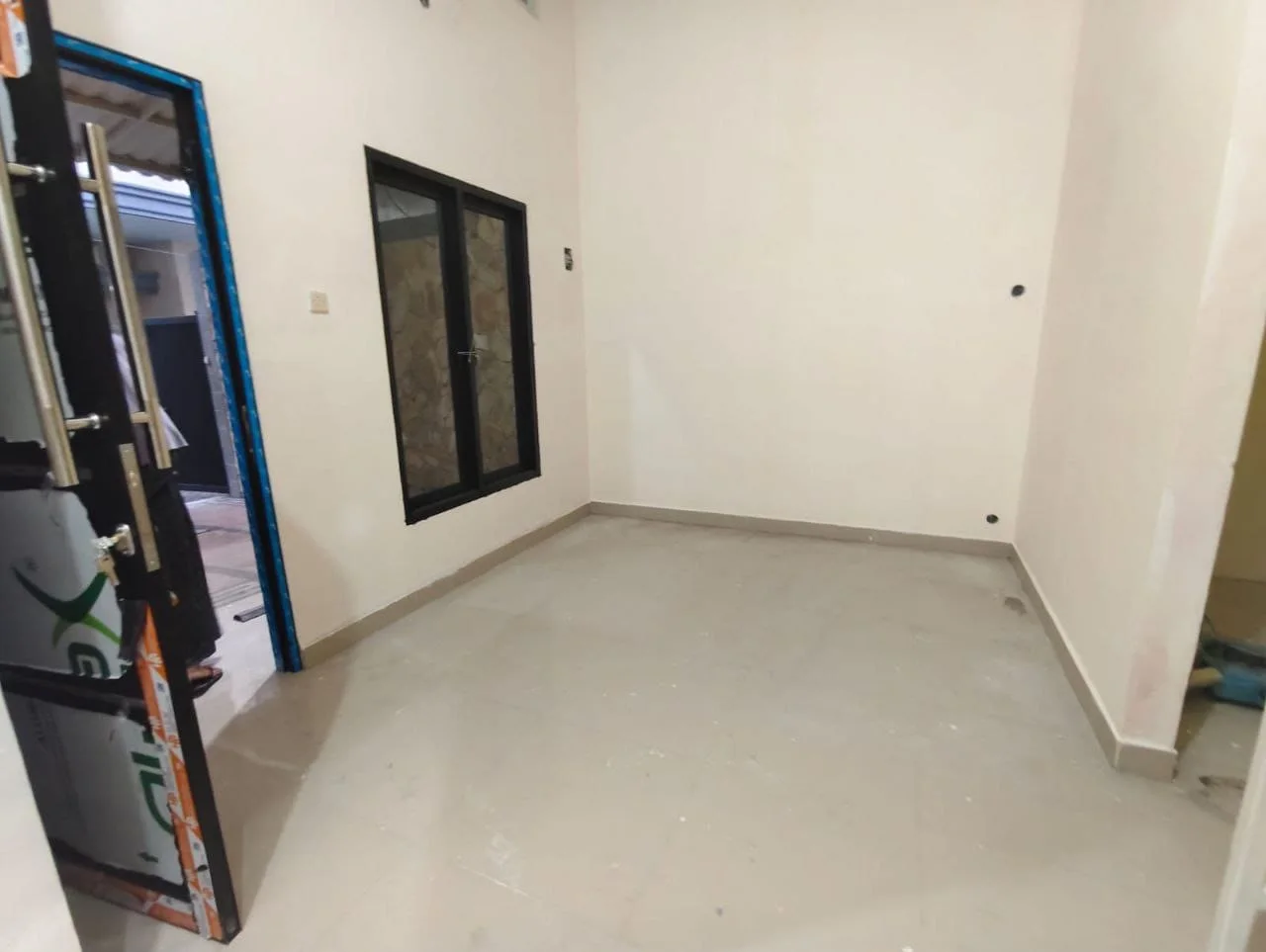 Jual Rumah 2 Lantai Siap Huni di Perum Jambangan Indah Lokasi Strategis Surabaya Selatan - Thumbnail 4