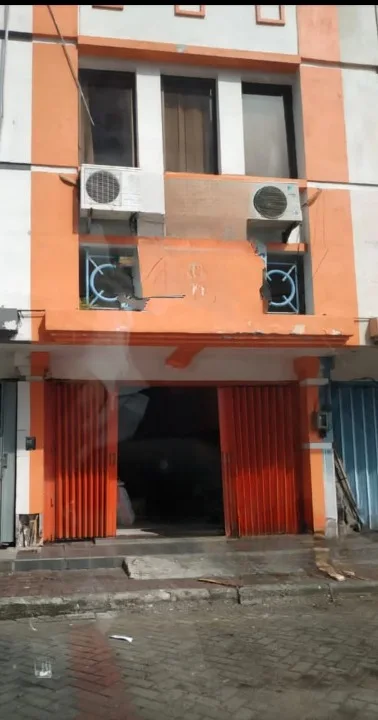 Jual Ruko Murah 3,5 Lantai Strategis di Mangga Dua Jagir Wonokromo Surabaya Selatan - Image 1