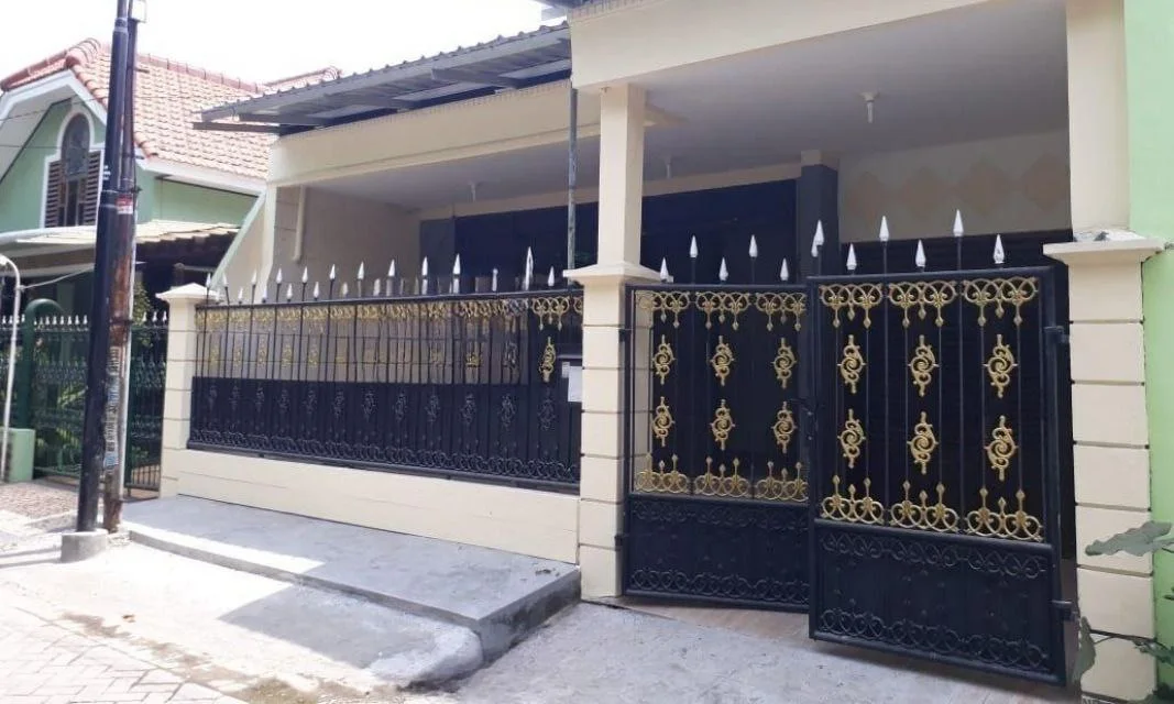 Dijual-Rumah-di-Pucang-Anom-Lokasi-Strategis-Surabaya-Timur