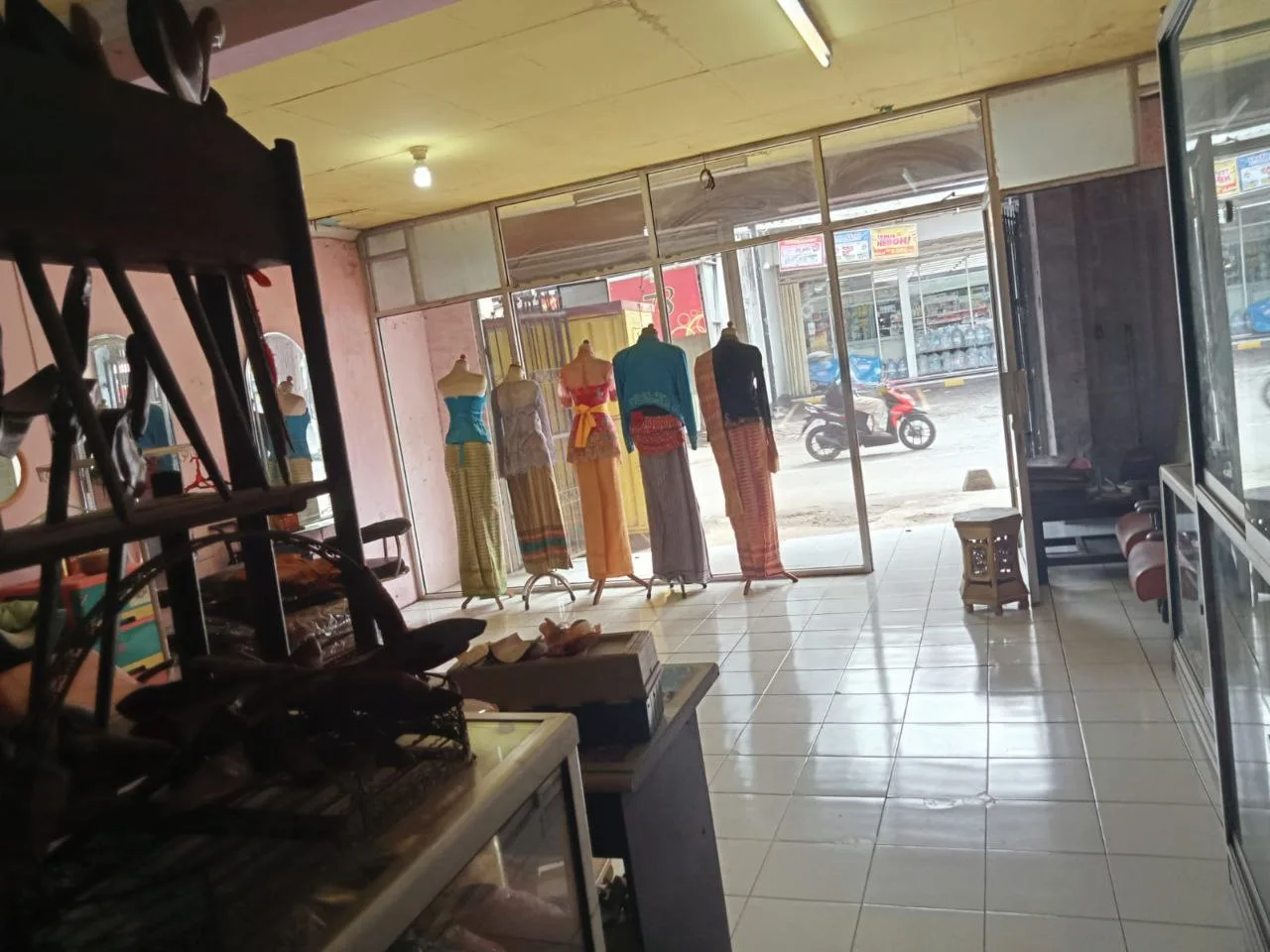 Dijual Rumah Strategis di Bendul Merisi Raya Wonokromo Surabaya Selatan - Thumbnail 4