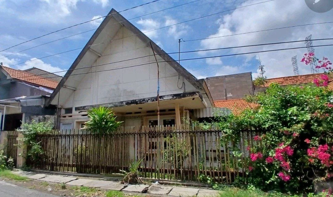 Dijual-Rumah-Lokasi-Strategis-di-Pucang-Anom-Timur-Surabaya-Timur