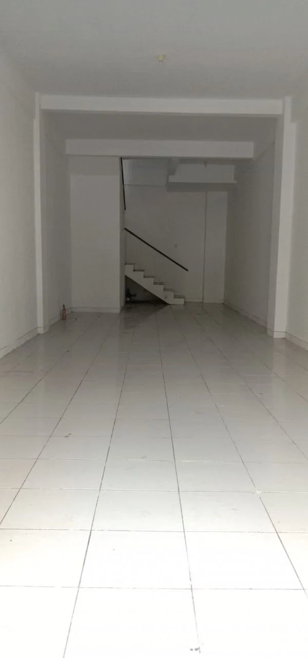 Disewakan Ruko 4 lantai di Jl. Ir Soekarno Merr, Surabaya Timur - Thumbnail 3