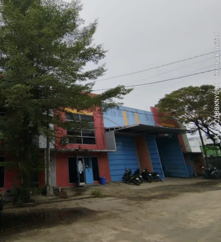 Sewa Gudang 2 Jejer Siap Pakai Strategis Pergudangan Central Gambut Barat Banjar, Kalimantan Selatan - Thumbnail 4