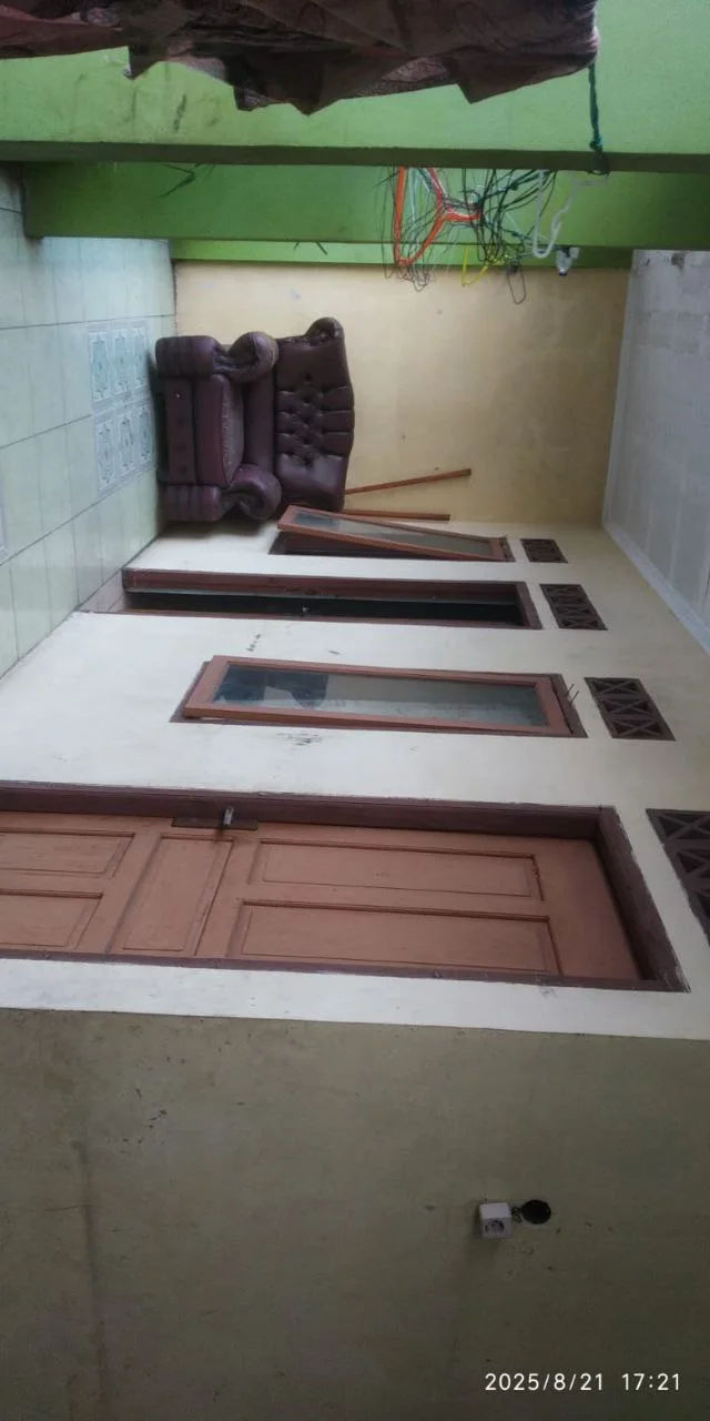 Dijual Rumah dan Kontrakan Murah 2 Lantai di Kawasan Perwira Bekasi - Thumbnail 2