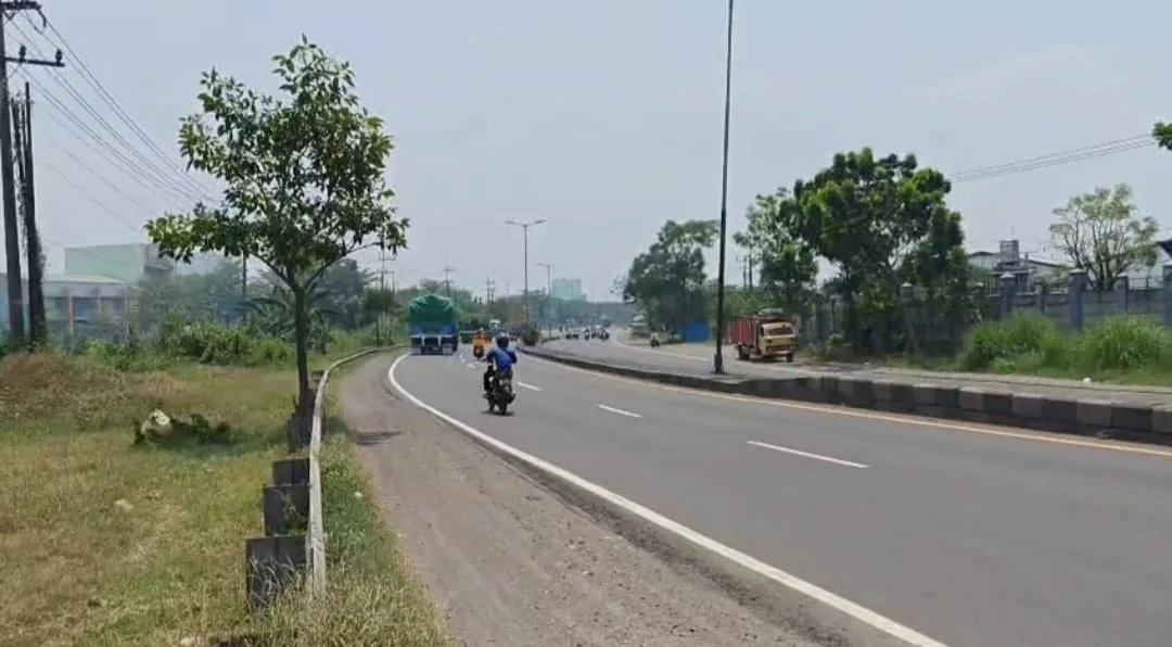 Jual Tanah Indutri Komersial Lokasi  Strategis di Raya By Pass Krian Balongbendo, Sidoarjo - Thumbnail 2