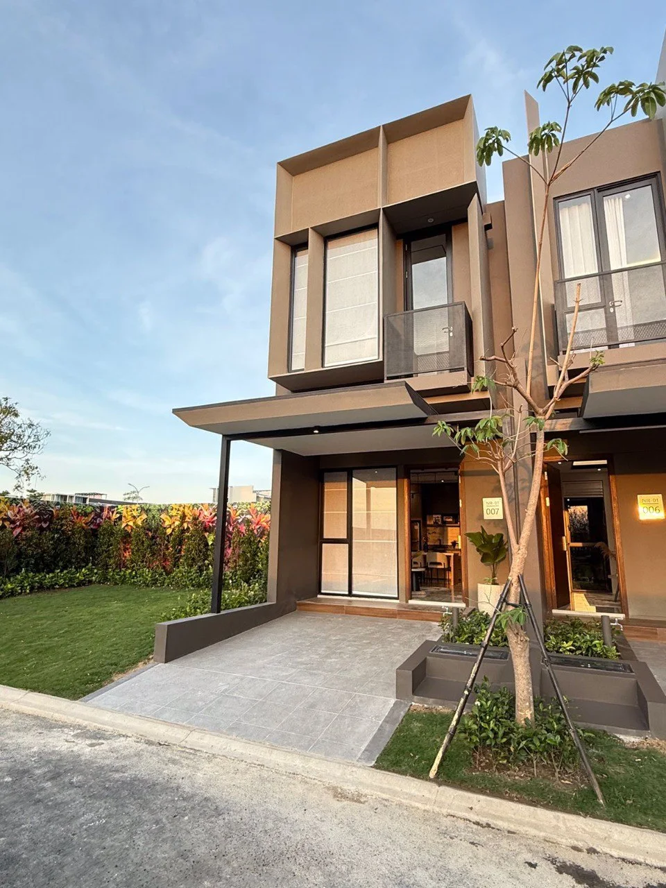 Jual-Rumah-Baru-Mewah-di-Jalan-Pakal-Northwest-Garden-Citraland