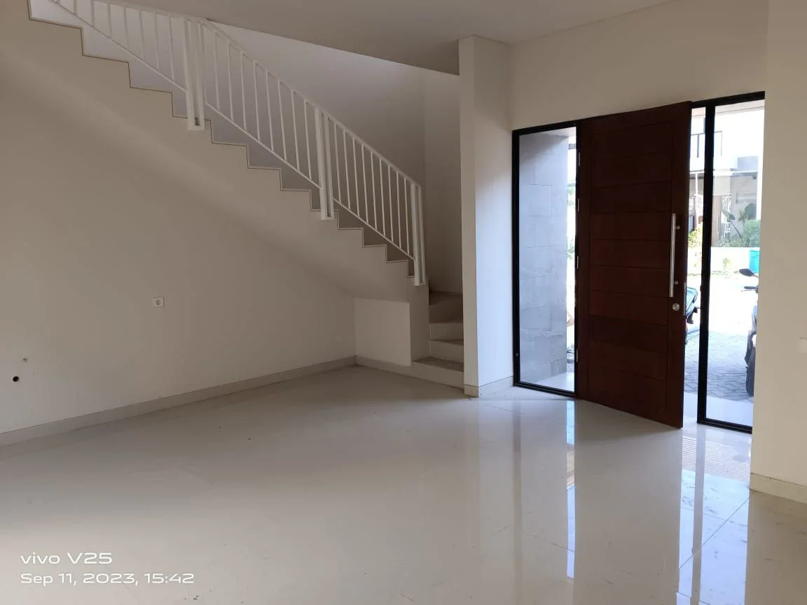 Dijual Rumah Bagus 2 Lantai di Central Park Juanda Sidoarjo - Thumbnail 6