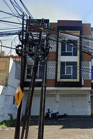 Dijual/Disewakan Ruko Strategis 3 Lantai di Jalan Prof. Dr. Moestopo Surabaya Timur - Thumbnail 2