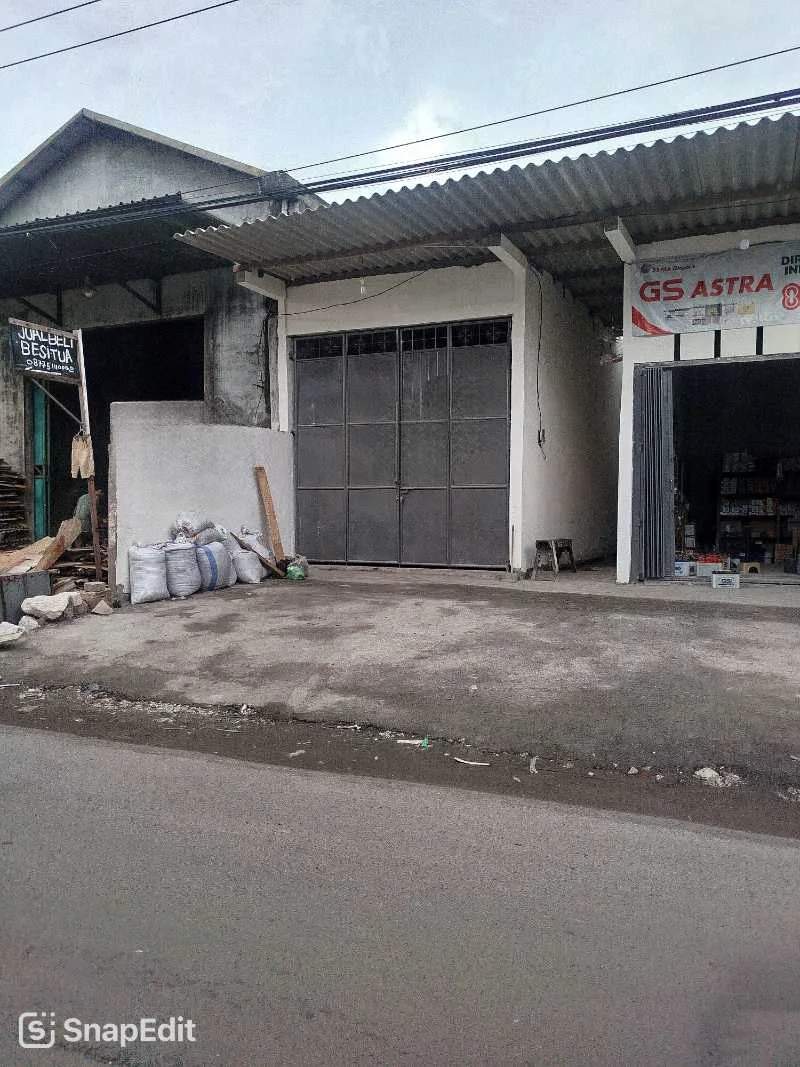 Disewakan Ruko 1 lantai Nambangan Surabaya Utara - Image 1