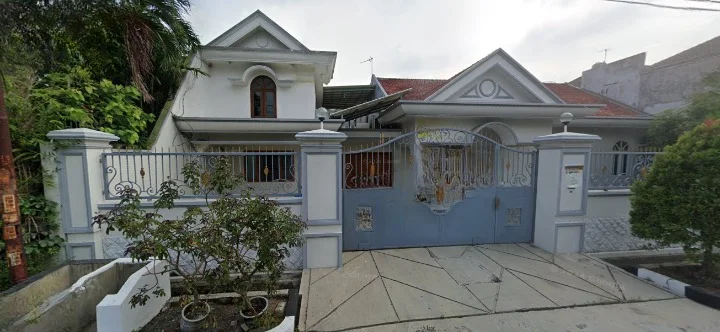 Dijual Rumah Nyaman dan Luas di Jemur Andayani Surabaya Selatan