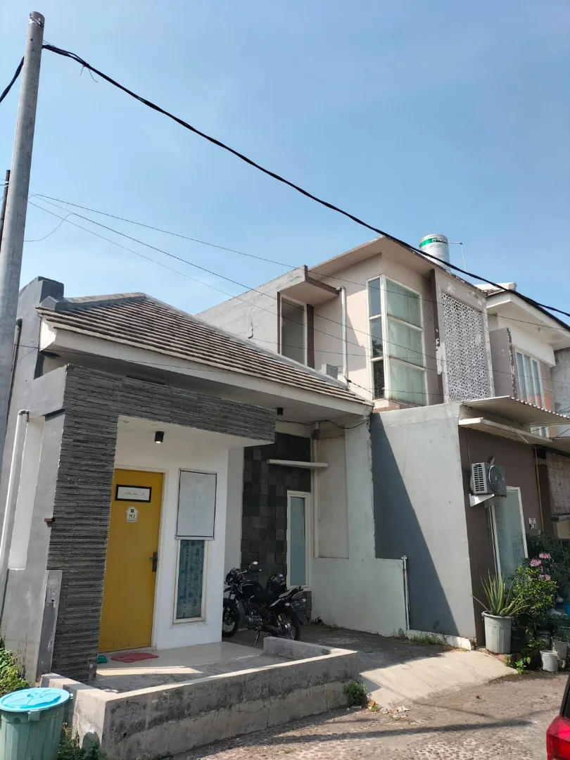 Dijual Rumah Hook di Rungkut Barata Surabaya Selatan – Dekat RS & Kampus (SHM)