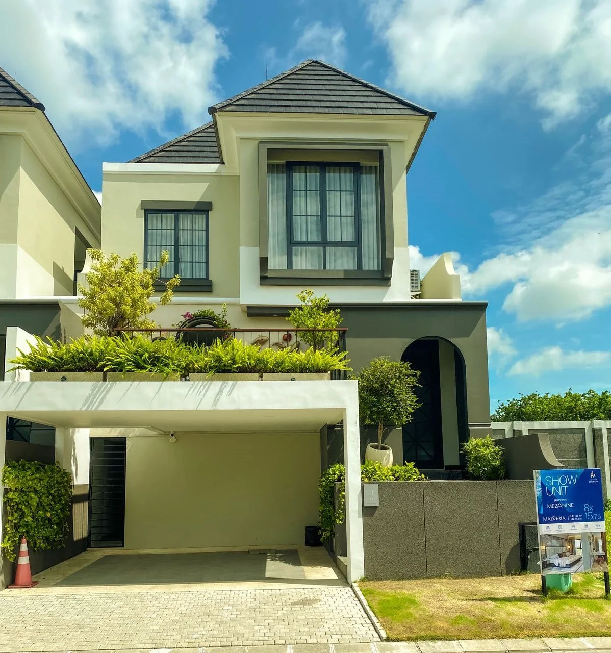 Dijual Rumah Baru Strategis di Grand Kenjeran Surabaya Timur