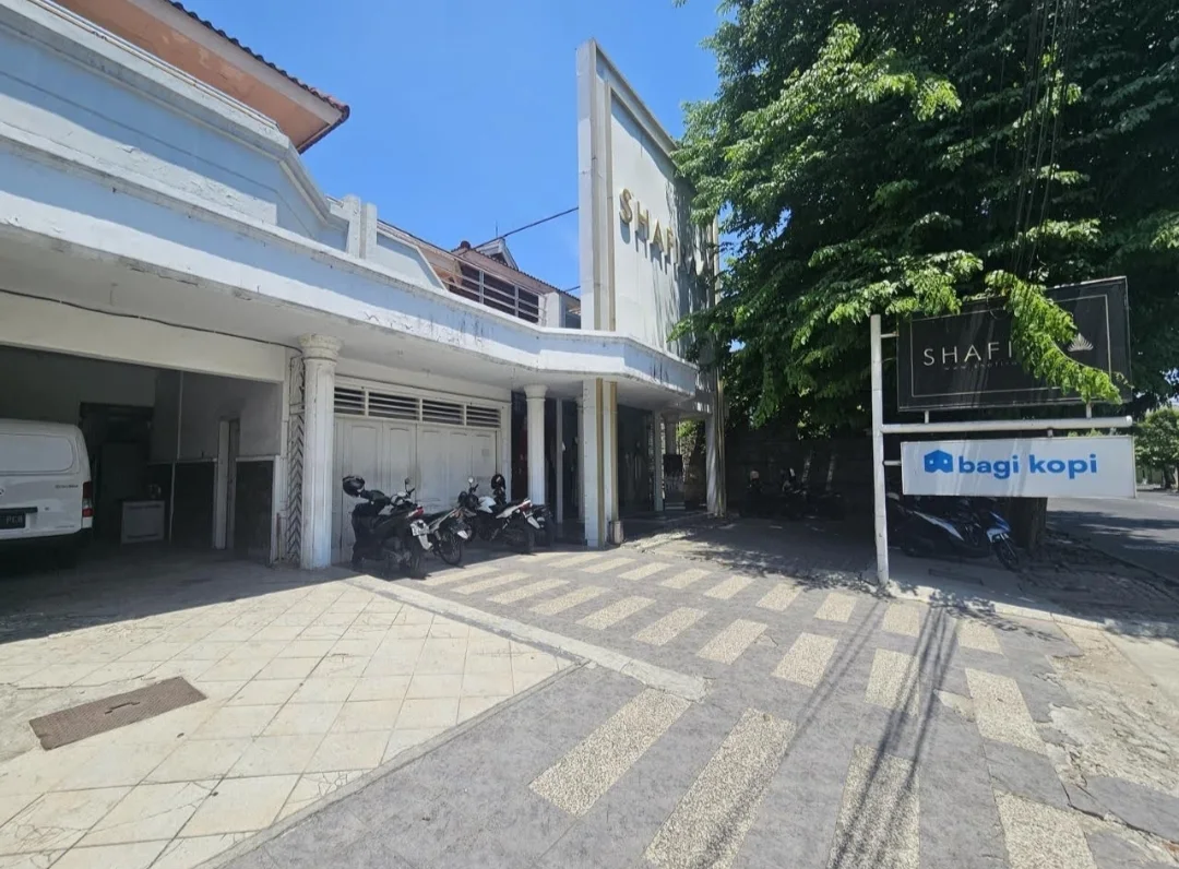 Dijual Rumah Terawat Strategis di Raya Margorejo Indah Surabaya Selatan