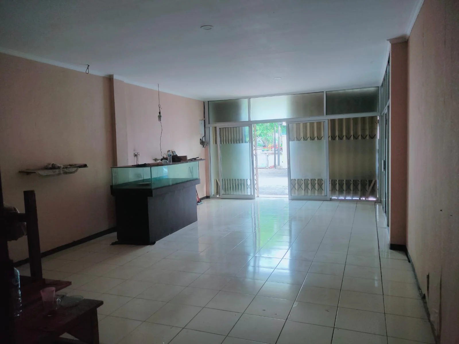 Disewakan Ruko Strategis Fira 51 di Raya Kenjeran Surabaya Utara – 3,5 Lantai Dekat Pusat Bisnis - Thumbnail 2