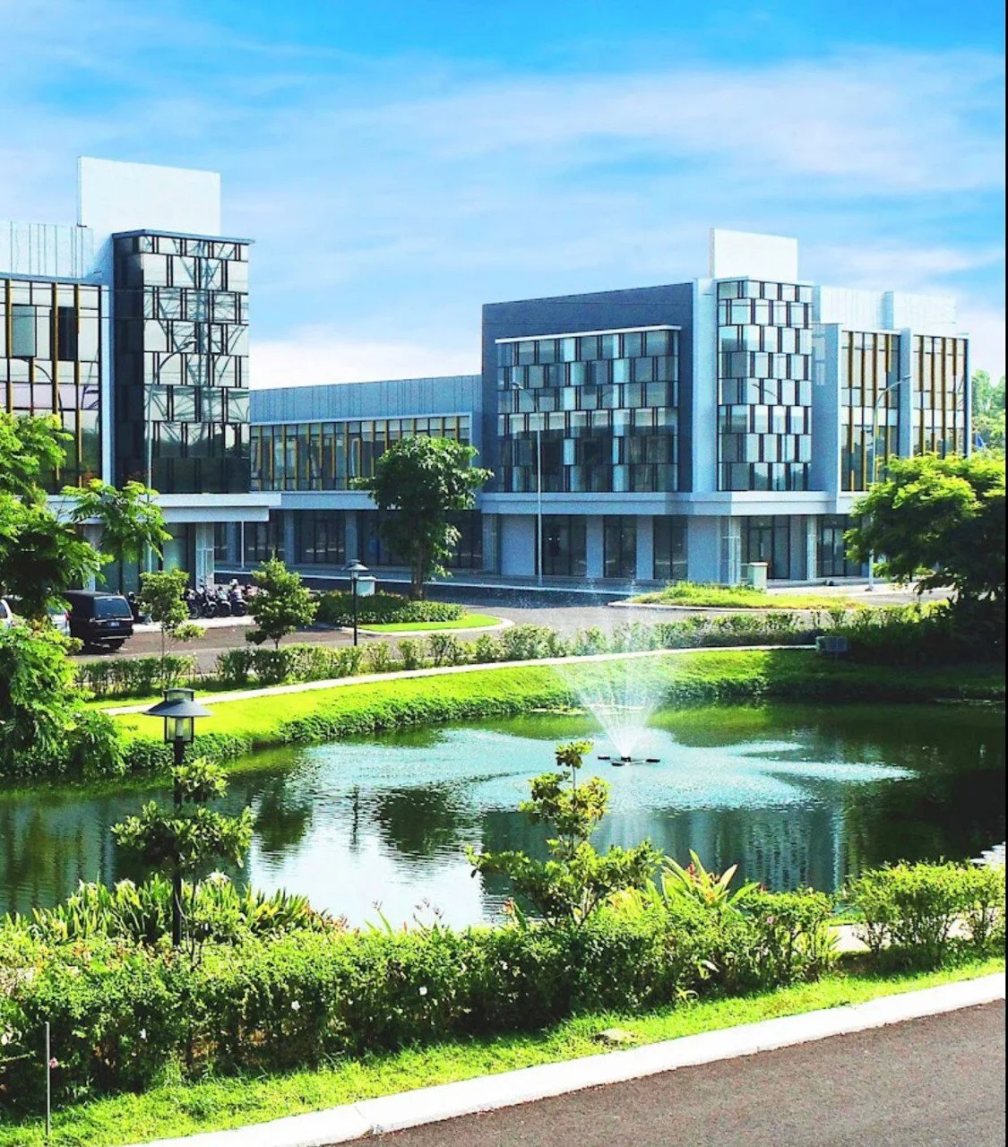 Dijual Ruko Baru di Avenue Shophouses Citraland The Green Lake Surabaya Barat