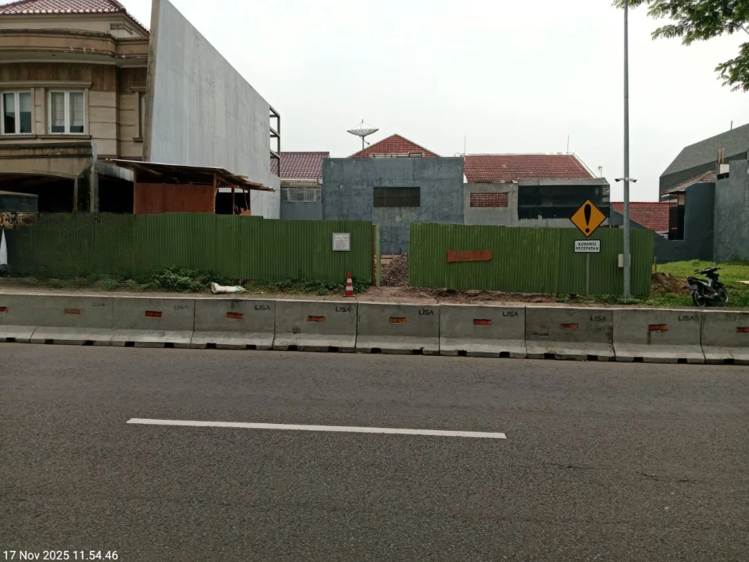 Dijual/Disewakan Tanah di Raya Villa Taman Telaga Komersial Citraland Surabaya Barat - Image 1