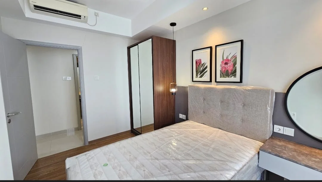 Dijual Apartemen Baru 2 BR Full Furniish Murah Strategis Grand Sungkono Lagoon Surabaya Barat - Thumbnail 2