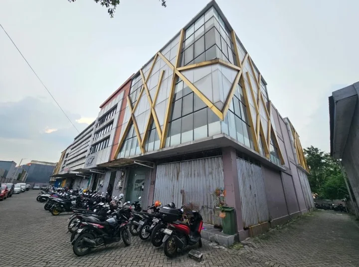 Jual Ruko 3 Lantai Murah & Strategis Semut Square Surabaya - Image 1