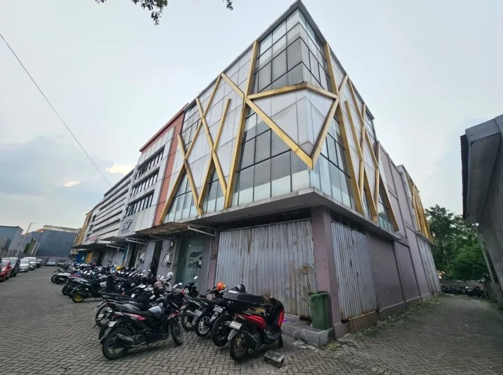 Jual Ruko 3 Lantai Strategis Murah Semut Square Surabaya - Image 1