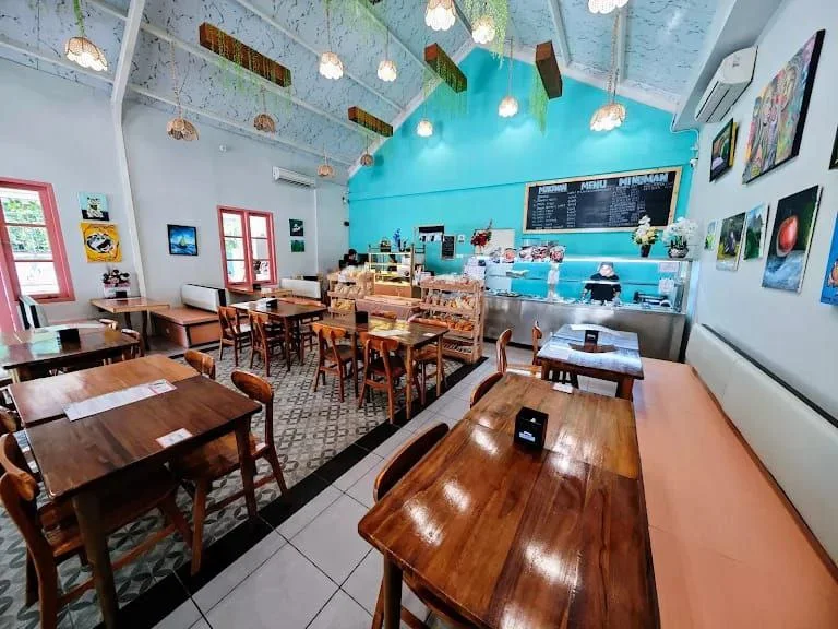 Dijual Oper Kontrak ex Cafe di Raya Telaga Utama Deretan Superindo Citraland Surabaya Barat - Thumbnail 4