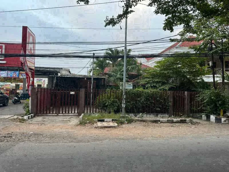 Jual Rumah Raya Tenggilis Mejoyo Lokasi Strategis Surabaya Timur