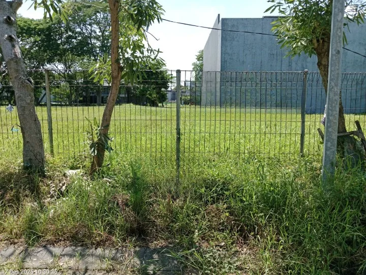 Jual Tanah Kavling Premium Raffles Garden Lokasi Istimewa Citraland Surabaya Barat