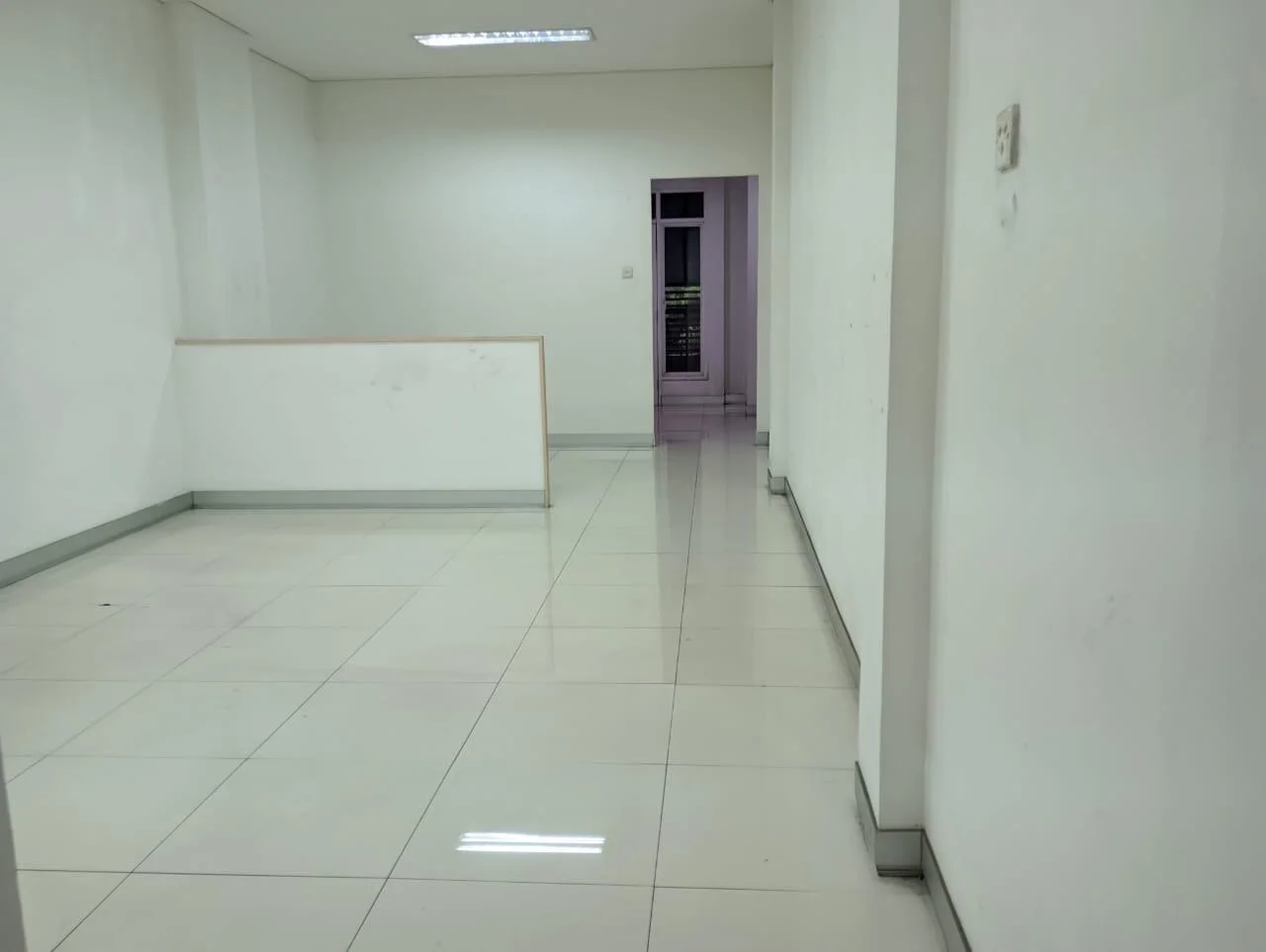 Jual Ruko 3,5 Lantai Raya Jemursari Lokasi Komersial Strategis Surabaya Selatan - Thumbnail 2