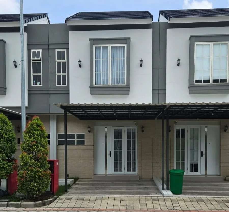 Dijual Rumah Lokasi Strategis Paddington Wisata Bukit Mas Surabaya Barat
