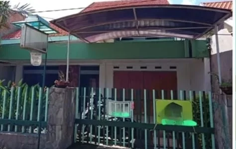 Dijual Rumah Strategis Lokasi Karang Menur Surabaya Timur