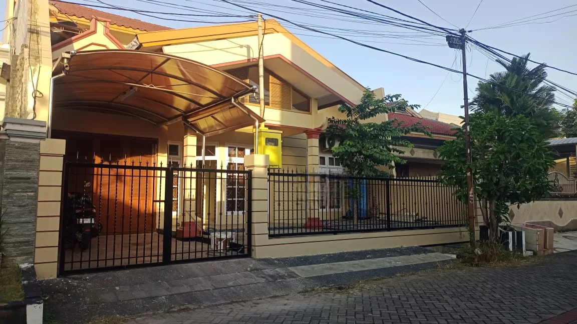 Disewakan Rumah Siap Huni Satelit Dekat Rumah Sakit Mitra Keluarga Surabaya Barat