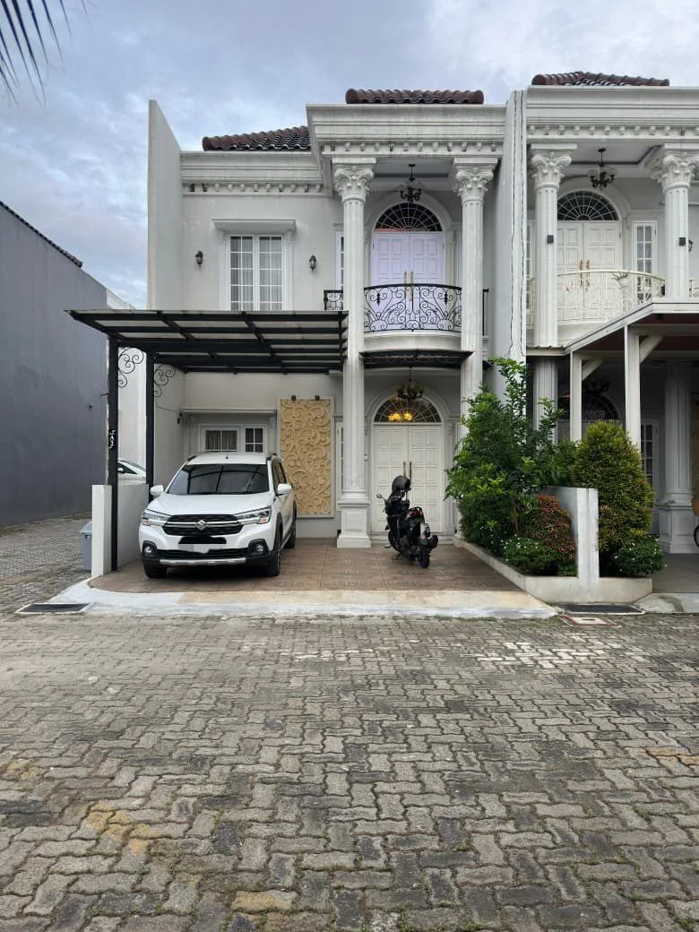 Dijual Rumah Mewah Full Furnished di Kebagusan 4 Residence Jakarta Selatan