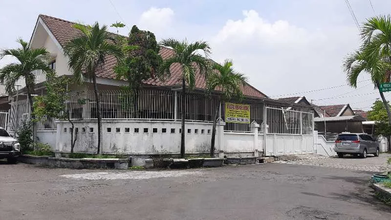 Dijual murah Rumah Hook Siap Huni Taman Pondok Indah Surabaya Barat