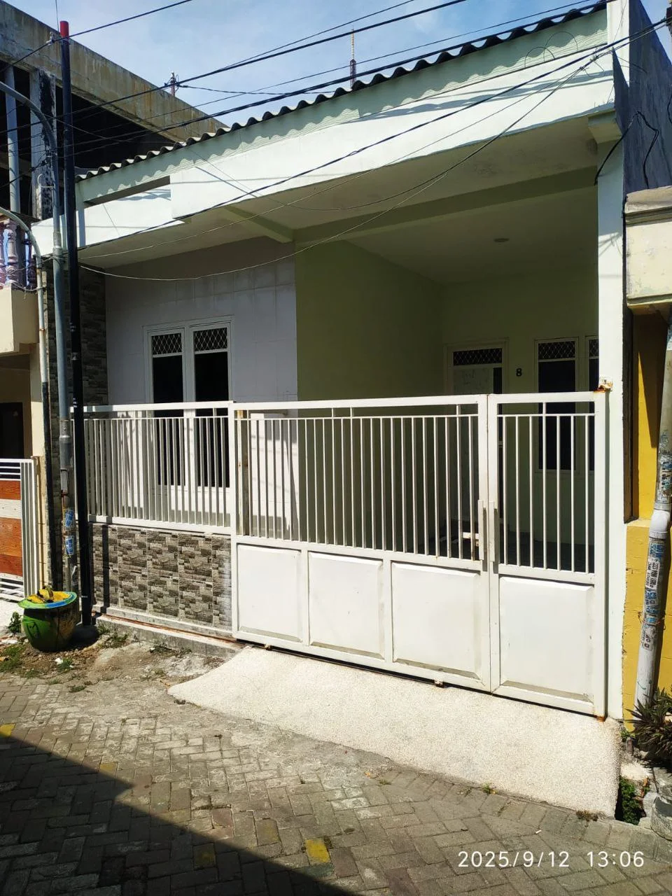 Dijual Rumah Minimalis di Kawasan Candi Lontar Surabaya Barat